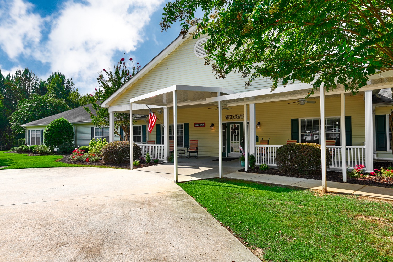 Country Cottage Decatur | Assisted Living Communities | The Cottages