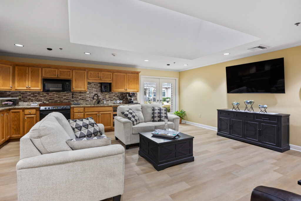 Columbia Cottage Hartselle- common area