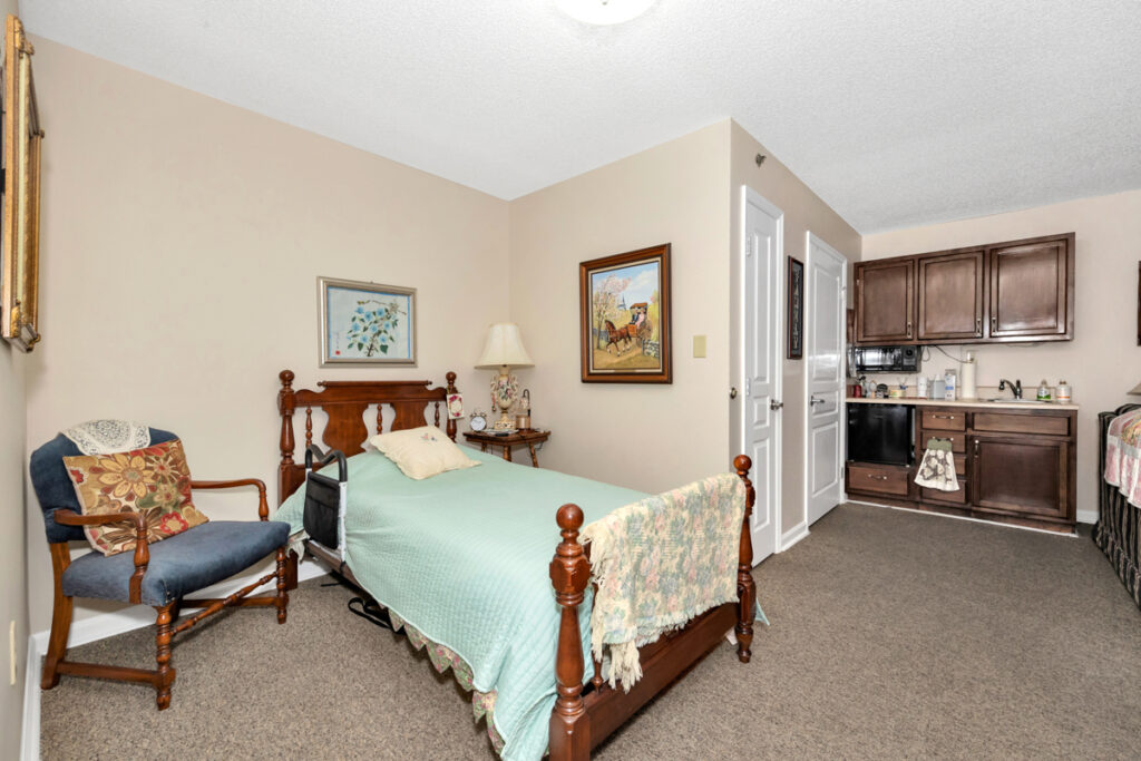 Columbia Cottage Hartselle- bedroom